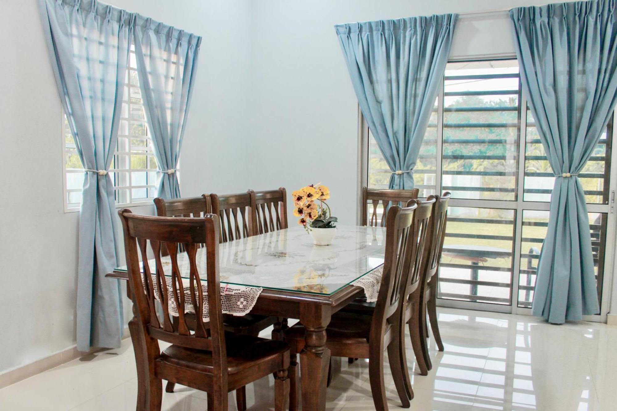 Kundang Villa @ Tasik Biru - 3 Bedrooms Bungalow Раванґ Екстер'єр фото